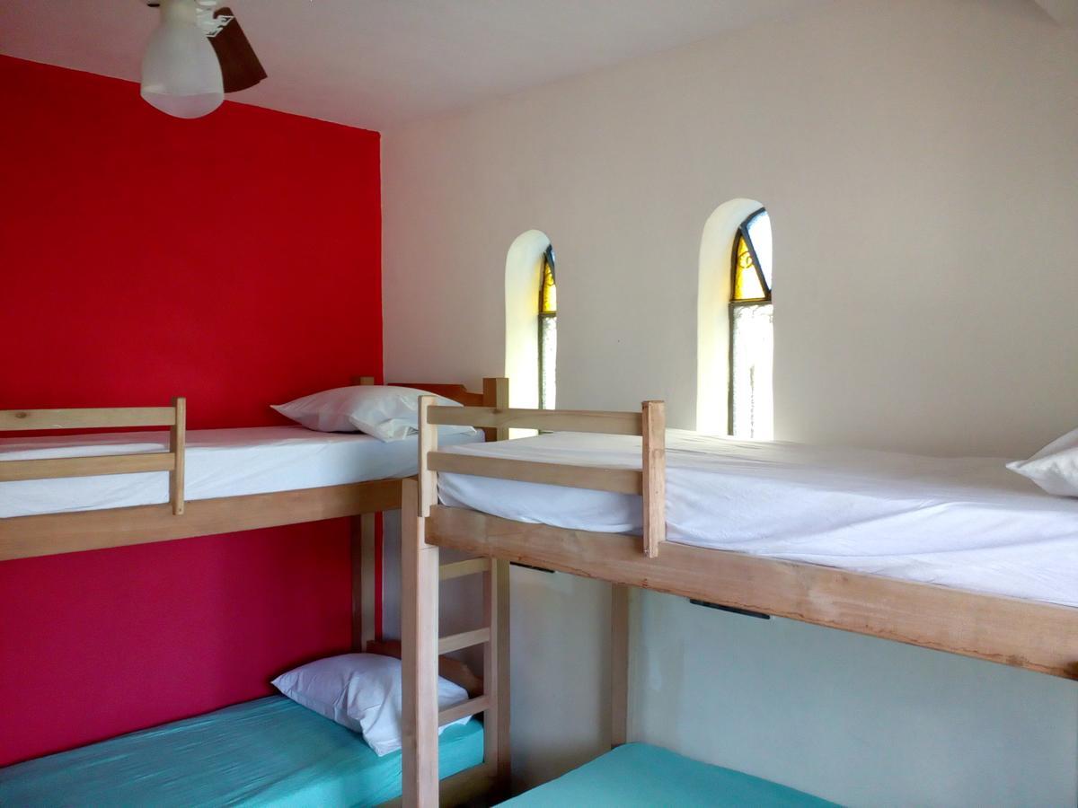Nautilus Hostel Araquari Eksteriør billede